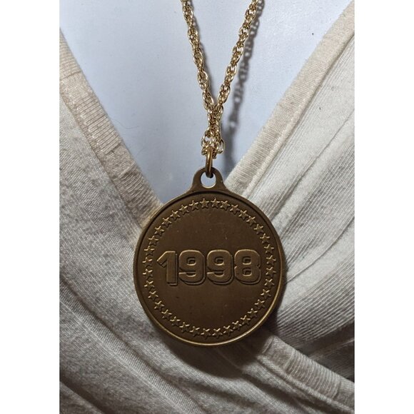 Vintage 1998 National Capital Drill Classic Medallion Necklace - Picture 4 of 8